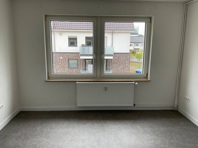 Renoviertes Zweifamilienhaus mit 5-Zimmern in Bielefeld Senne, 33647 Bielefeld (Brackwede Senne Ummeln)