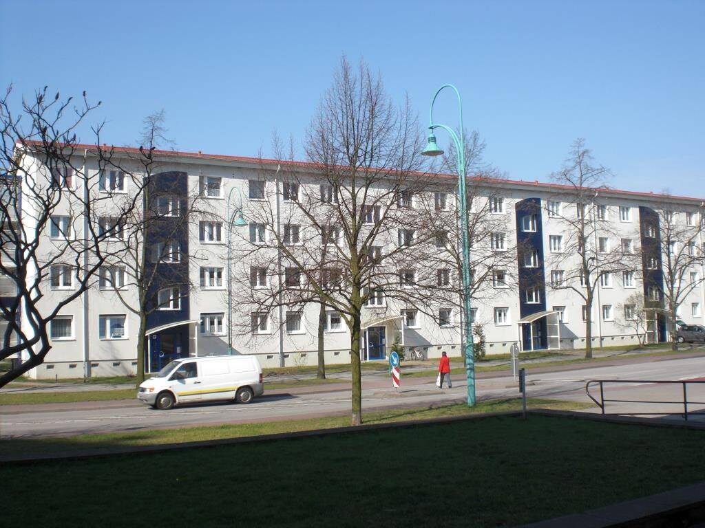 bezugsfertige 3-Raumwohnung mit Balkon in Zentrumsnähe, 2977 Hoyerswerda