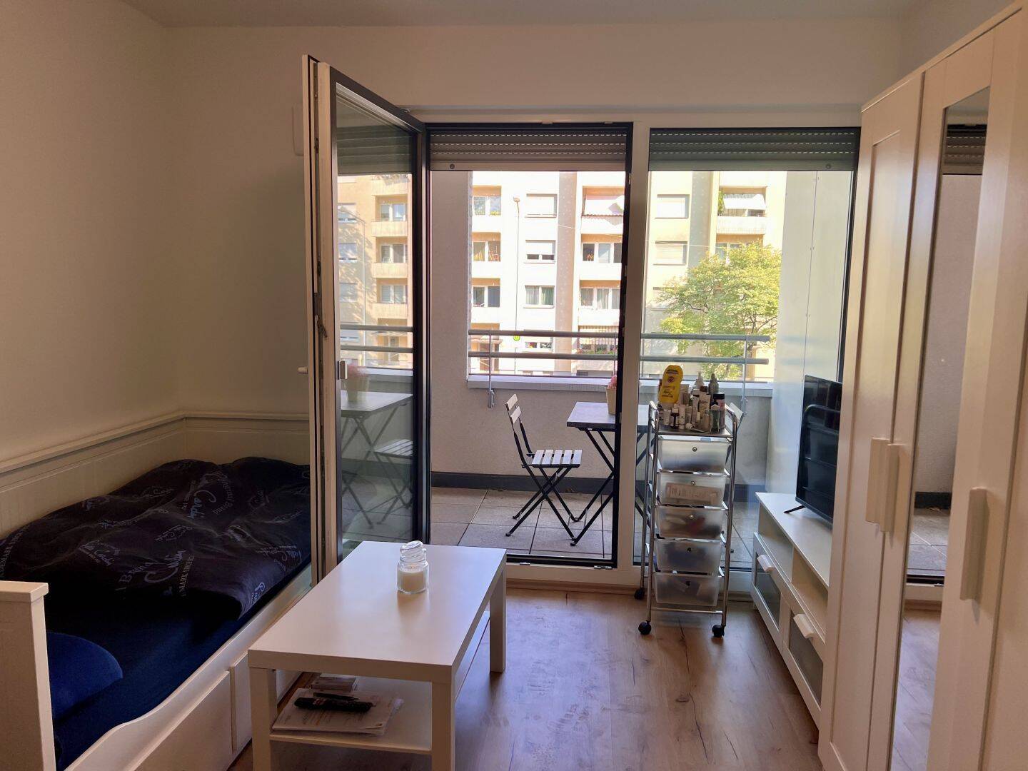 Moderne, energieeffiziente & möbilierte 1-Zimmer-Wohnung mit Loggia in attraktiver Lage, 90419 Nürnberg (Kleinweidenmühle Sankt Johannis)
