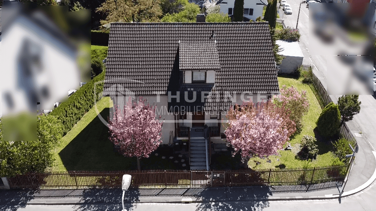 *** Großzügiges Einfamilienhaus | Wohnen unterhalb vom Fuchsberg | Einliegerwohnung ***, 7548 Gera