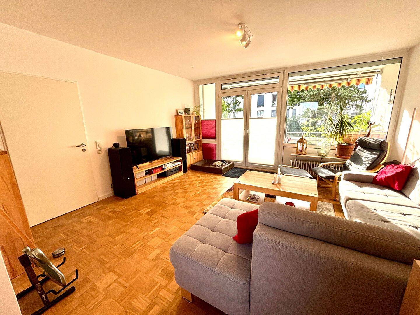 3 Zimmer Wohnung mit Loggia, Provisionsfrei!, 61381 Friedrichsdorf