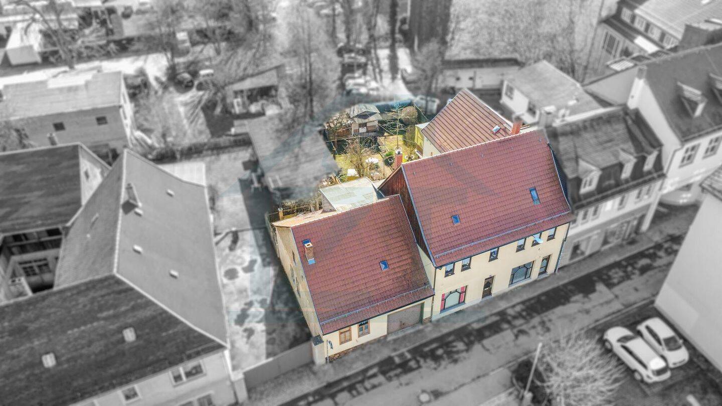 Familientraum im Zentrum! Stadthaus in Saalfeld mit Garten, Garage & Ausbaureserve, 7318 Saalfeld/Saale