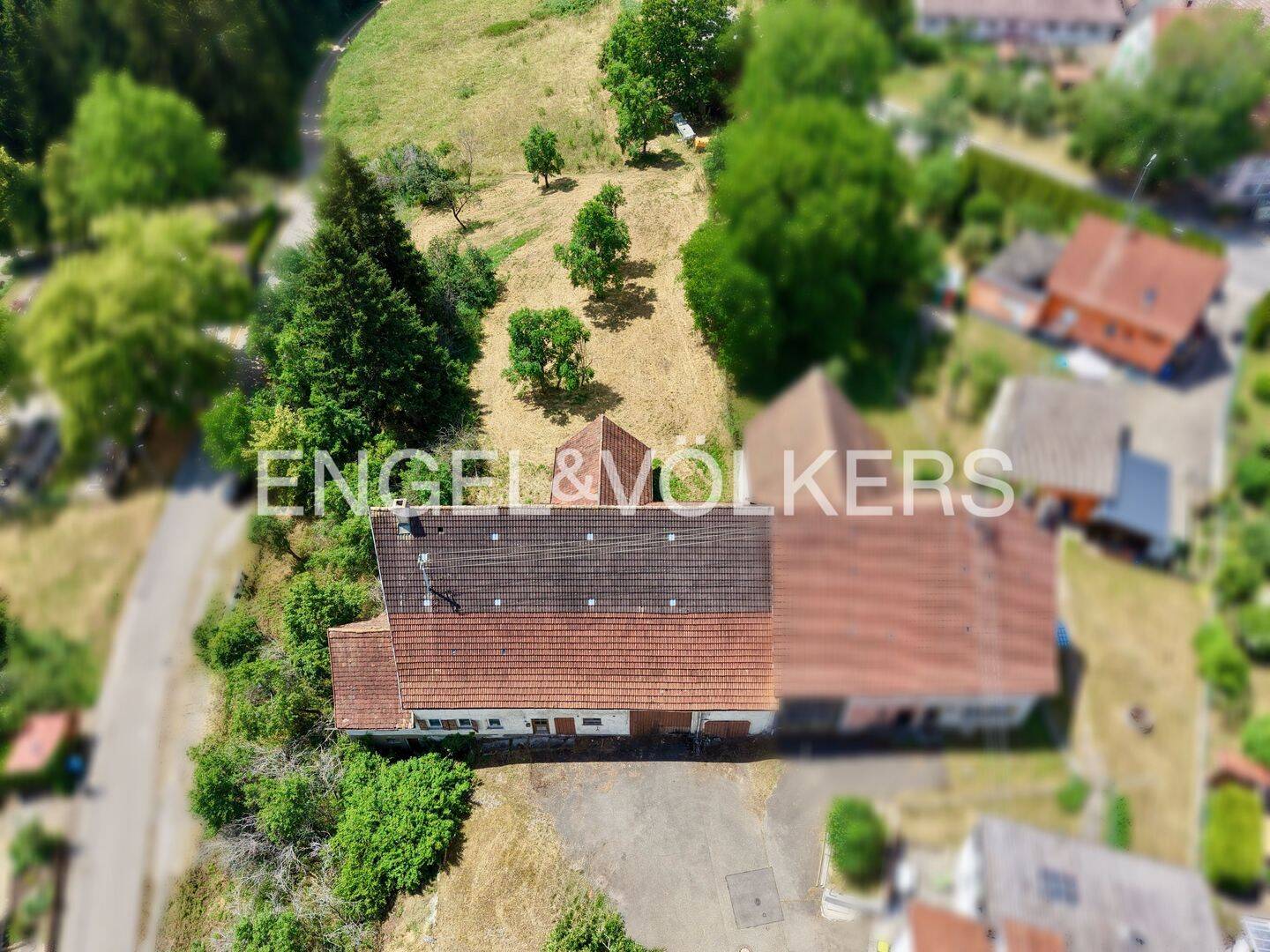Historisches Hofanwesen mit großzügigem Grundstück, 78628 Rottweil