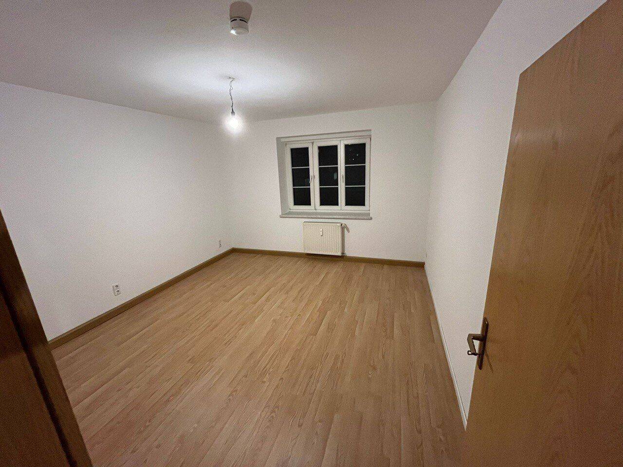 Gemütliche 3-Zimmer-Wohnung in Glauchau, 8371 Glauchau