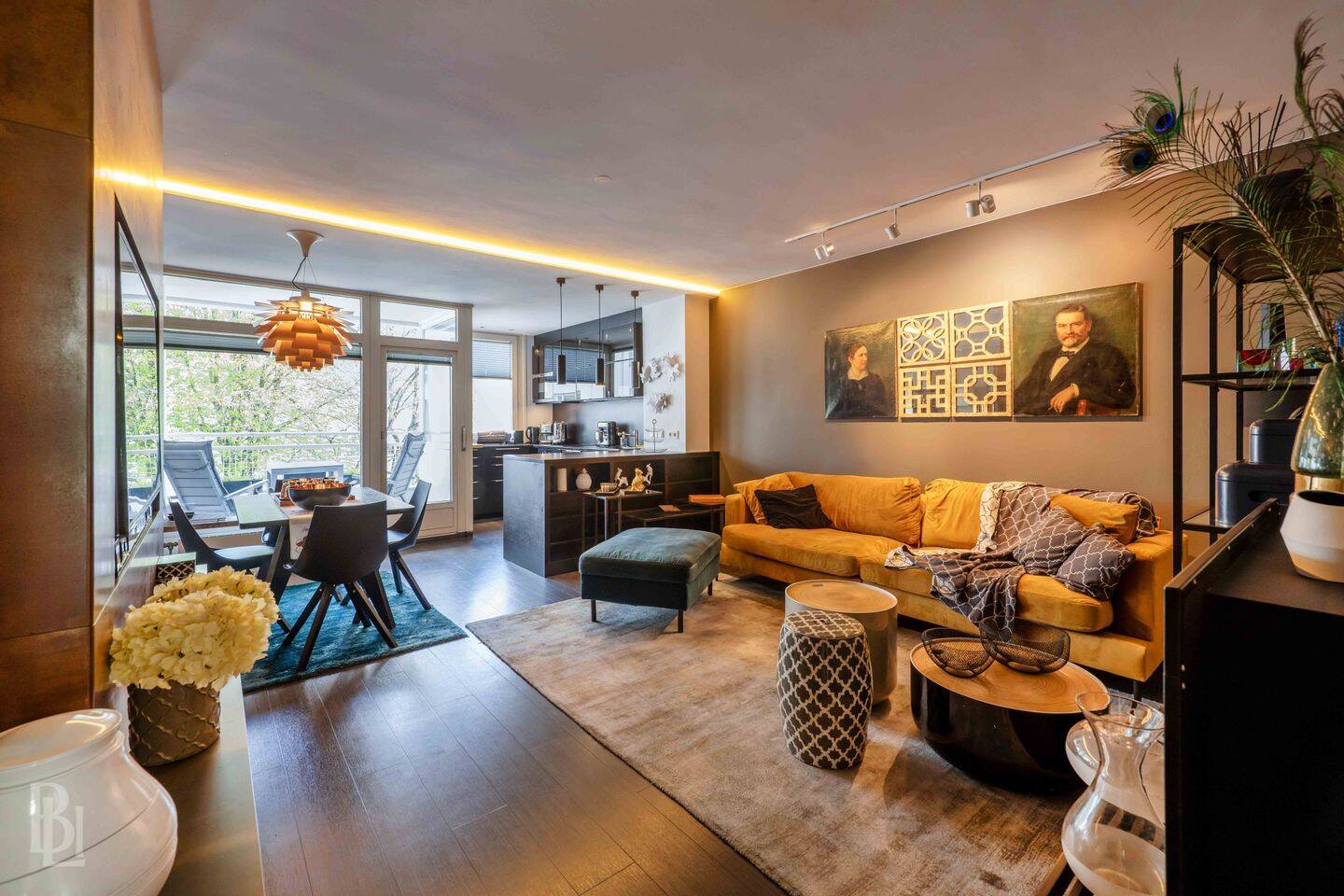City-Chic in Schöneberg: Exklusive 3-Zimmer-Wohnung mit Balkon, 10787 Berlin (Charlottenburg-Wilmersdorf Charlottenburg Schöneberg Tiergarten)