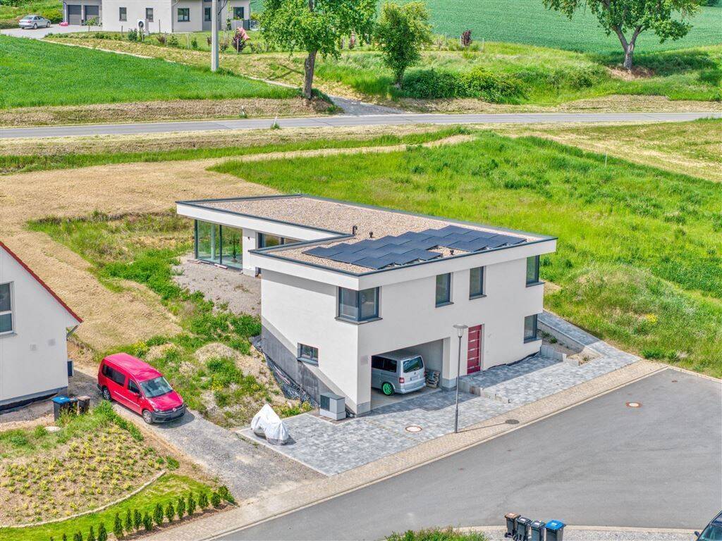 Exklusives Architektenhaus mit Einliegerwohnung – KfW 40, 97342 Seinsheim