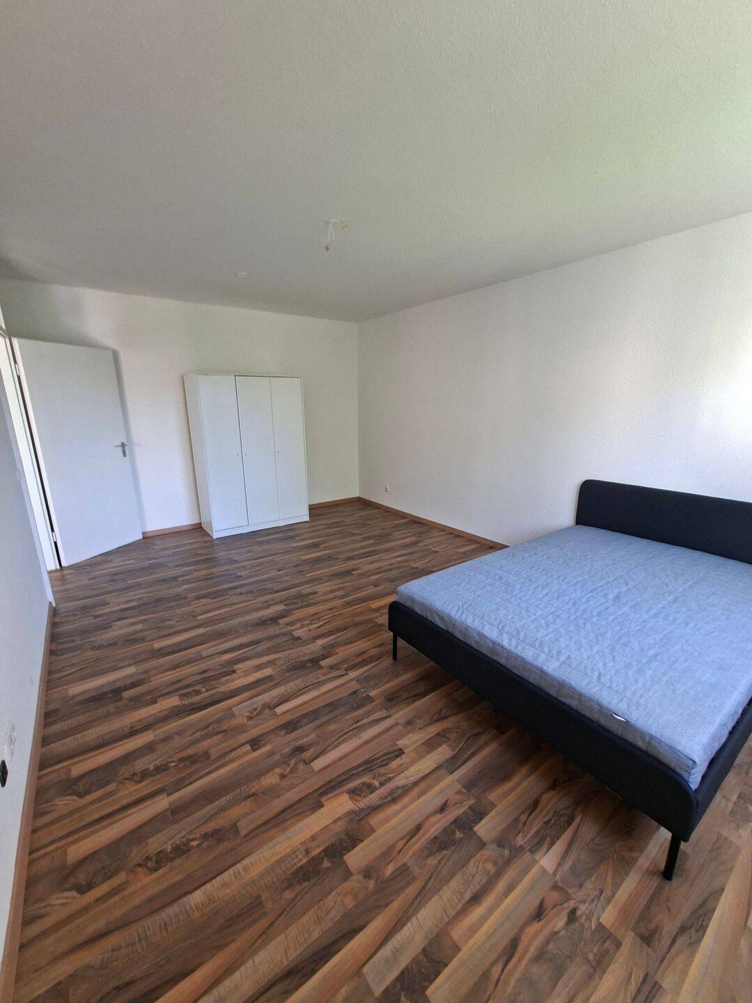 D – Lierenfeld *** möbliertes WG-Zimmer ****, 40231 Düsseldorf (Eller Lierenfeld)