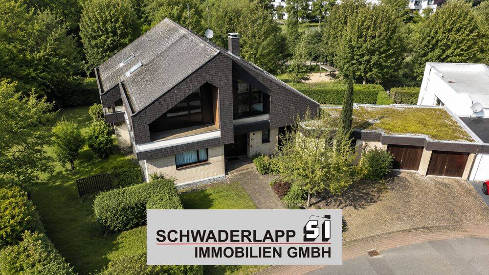 Ansprechendes Architektenhaus mit Traumgrundstück in Montabaur, 56410 Montabaur