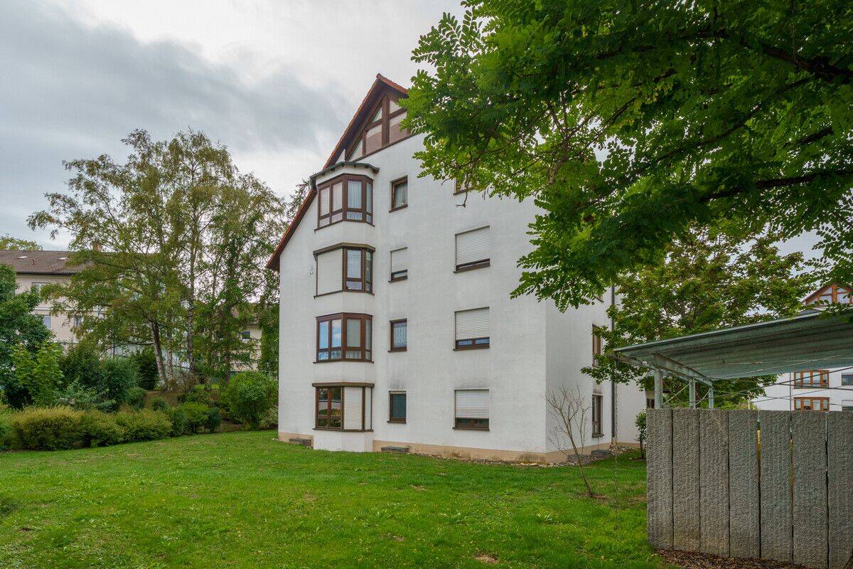 Sonnige Maisonettewohnung ruhig gelegen und kurze Wege in die Innenstadt: Charme, Chick und Esprit inklusive – um diese Perle wird man Sie beneiden, 78050 Villingen-Schwenningen