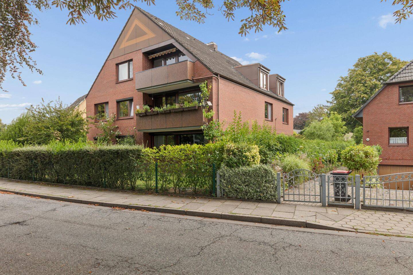Helle und großzügige 3-Zimmer-Wohnung mit Westbalkon und Carport in Hamburg-Öjendorf, 22117 Hamburg (Mitte Billstedt)