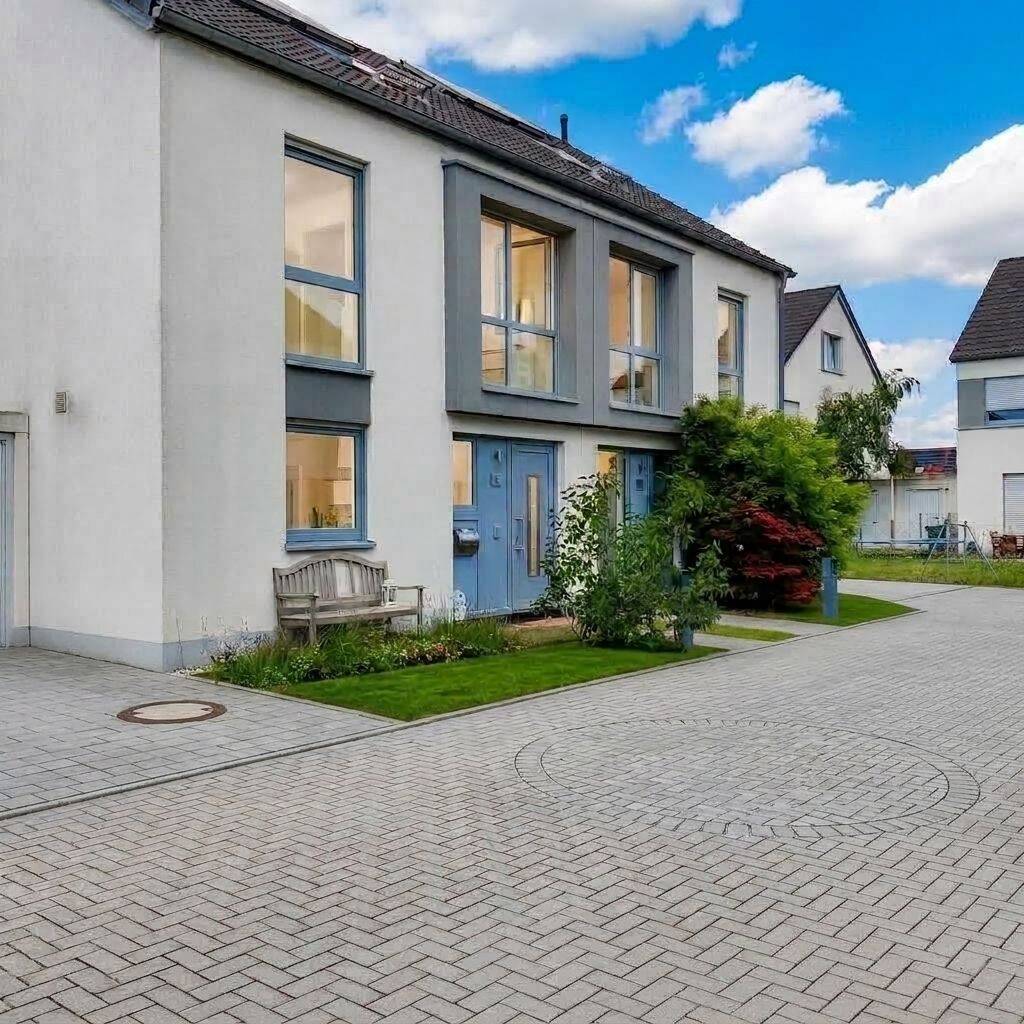 Familienfreundliche Doppelhaushälfte in Düsseldorf-Vennhausen – Wentzel Dr., 40627 Düsseldorf (Gerresheim Unterbach Vennhausen)