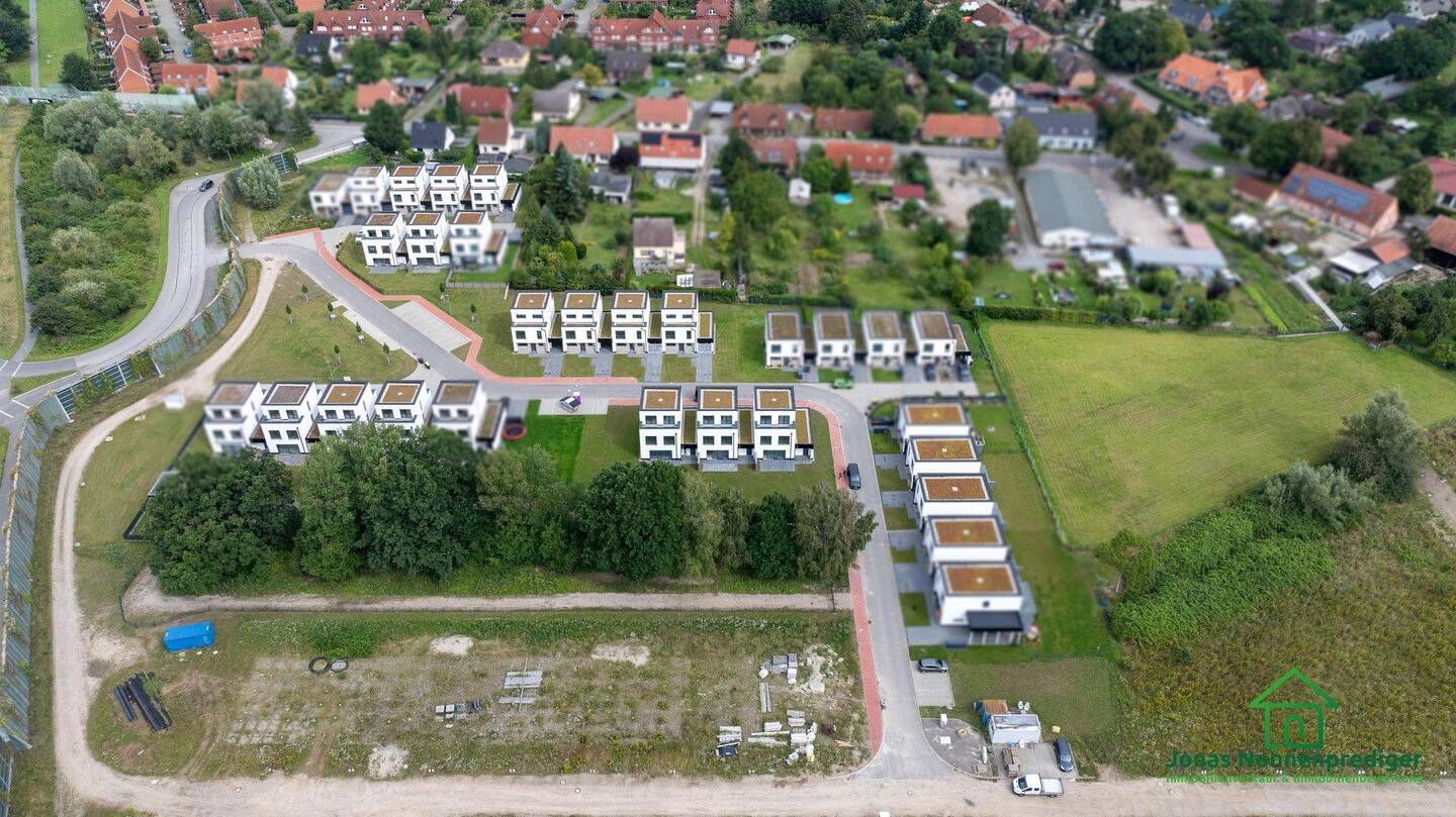Modernes Reihenendhaus mit Garage zum Erstbezug – 3 Geschosse, 19061 Schwerin