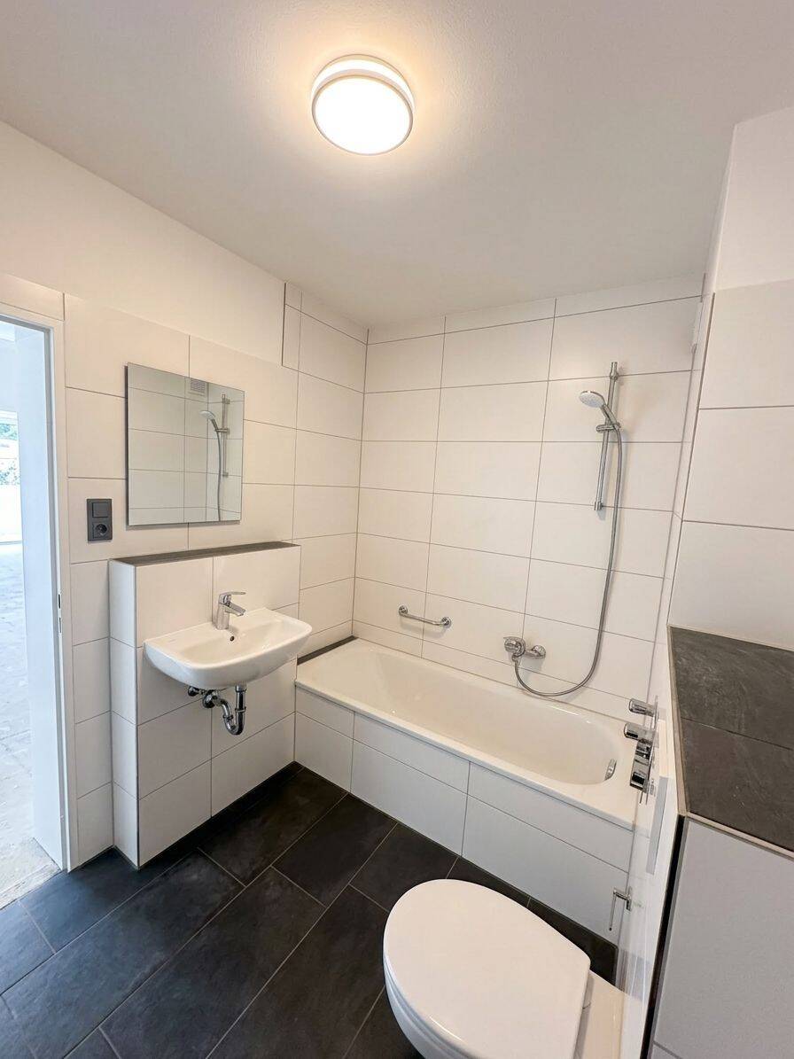 Sanierte 3 Zimmerwohnung zur Miete in Ahrensburg – Wentzel Dr., 22926 Ahrensburg