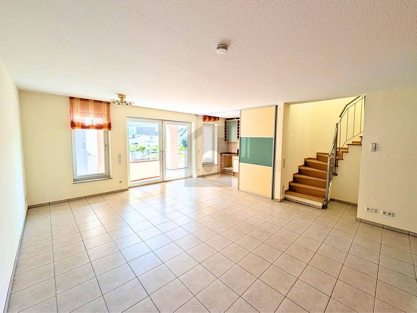 ZENTRAL & SONNIG, MIT TERRASSE UND TIEFGARAGE, 53474 Bad Neuenahr-Ahrweiler