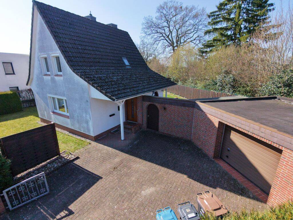 Haus in ruhiger Lage, 22926 Ahrensburg