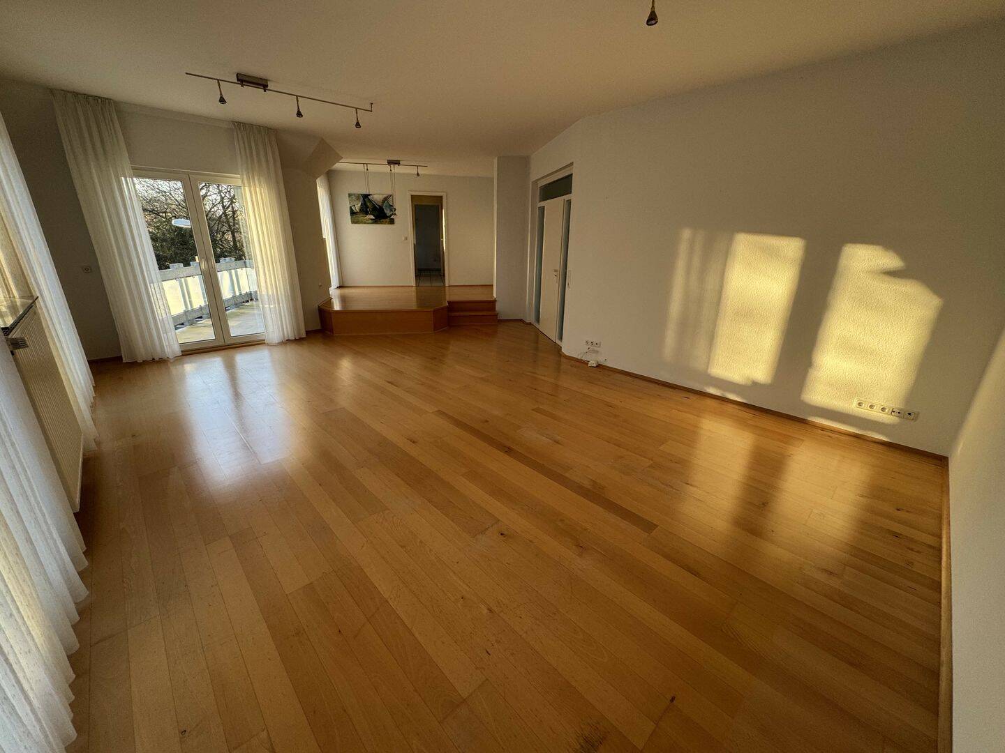 Zweifamilienhaus mit flexibler Nutzung in Velbert-Mitte, 42549 Velbert