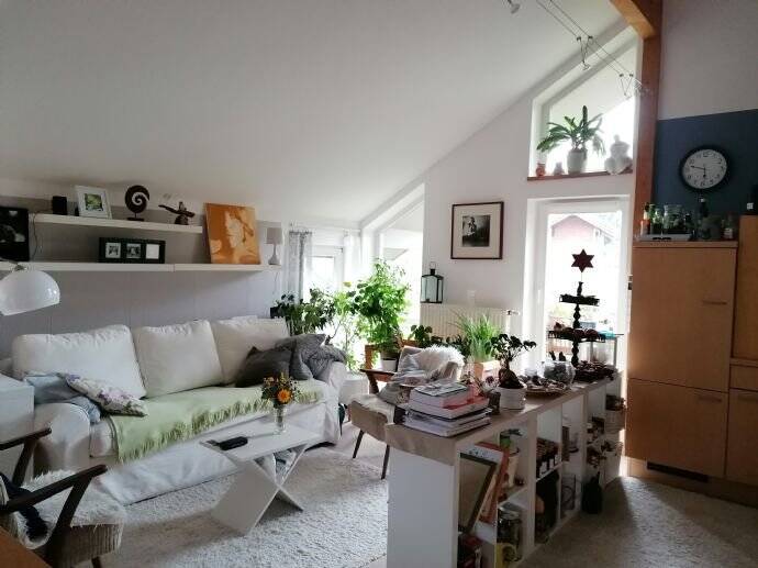 2-Zi.-Single-Whg. mit Westbalkon, eigenem Eingang + Treppenhaus 46 qm Wohnfläche. EBK kann kostenlos übernommen werden., 49565 Bramsche