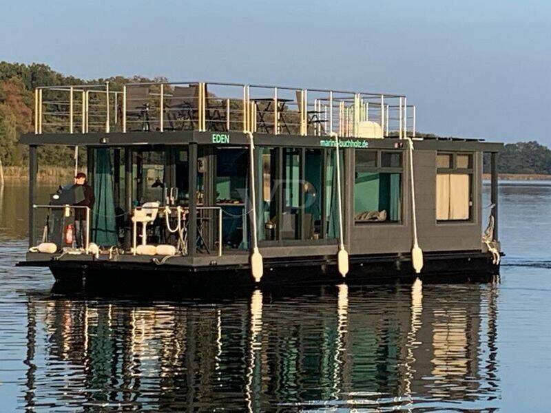 Neuwertiges luxuriöses Hausboot mit Liegeplatz am Schweriner See – exklusives Wohngefühl, 19063 Schwerin (Großer Dreesch Mueß Mueßer Holz Neu Zippendorf Zippendorf)