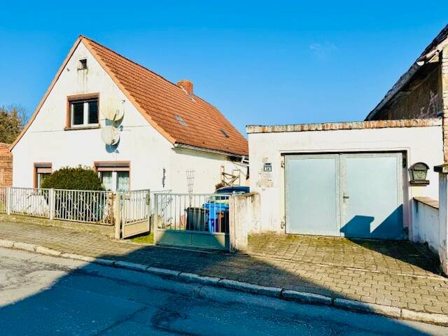 Einfamilienhaus in Hohenmölsen OT Zembschen, 6679 Hohenmölsen