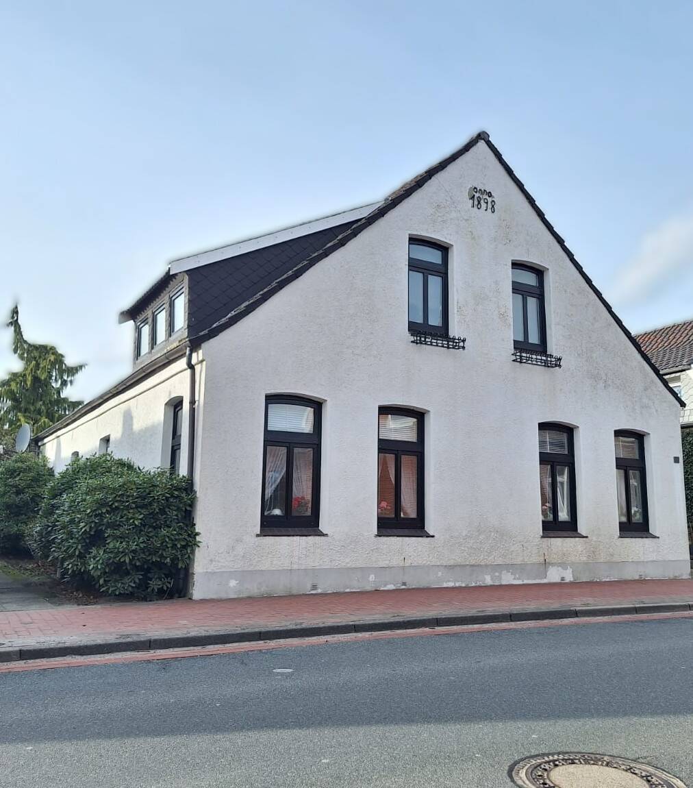 Charmantes sanierungsbedürftiges Haus im Zentrum von Weener, 26826 Weener