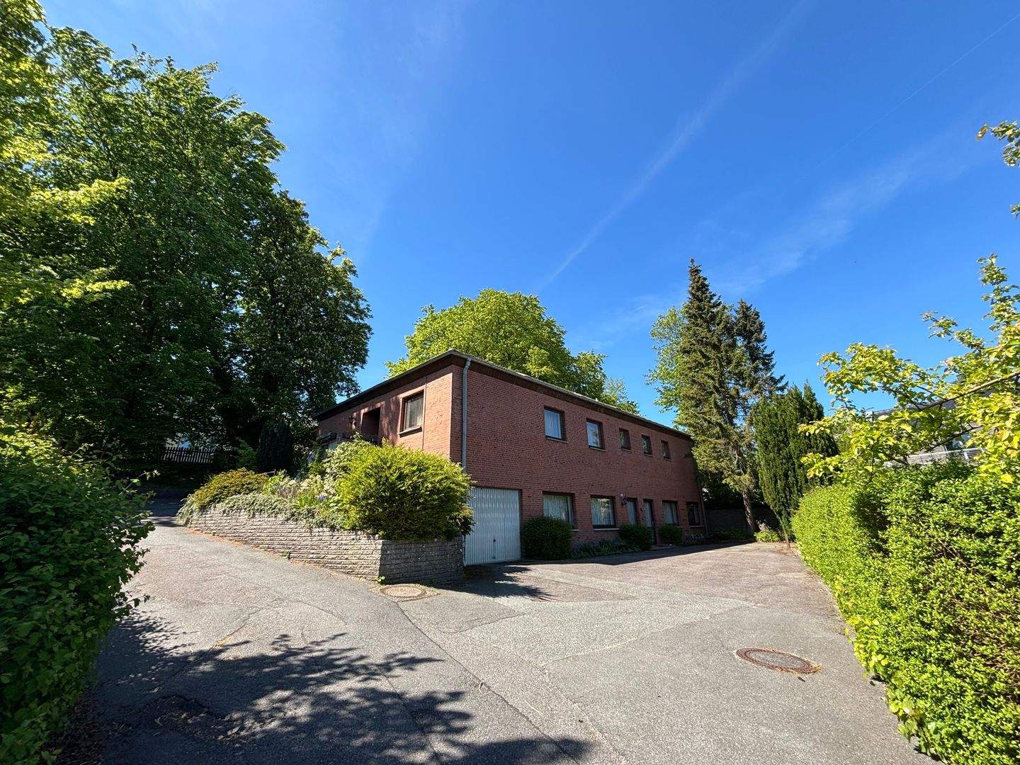 Großzügiges Wohnhaus in strandnaher Lage von Glücksburg – ideal für Wohngemeinschaften oder Mitarbeiterunterbringung, 24960 Glücksburg (Ostsee)