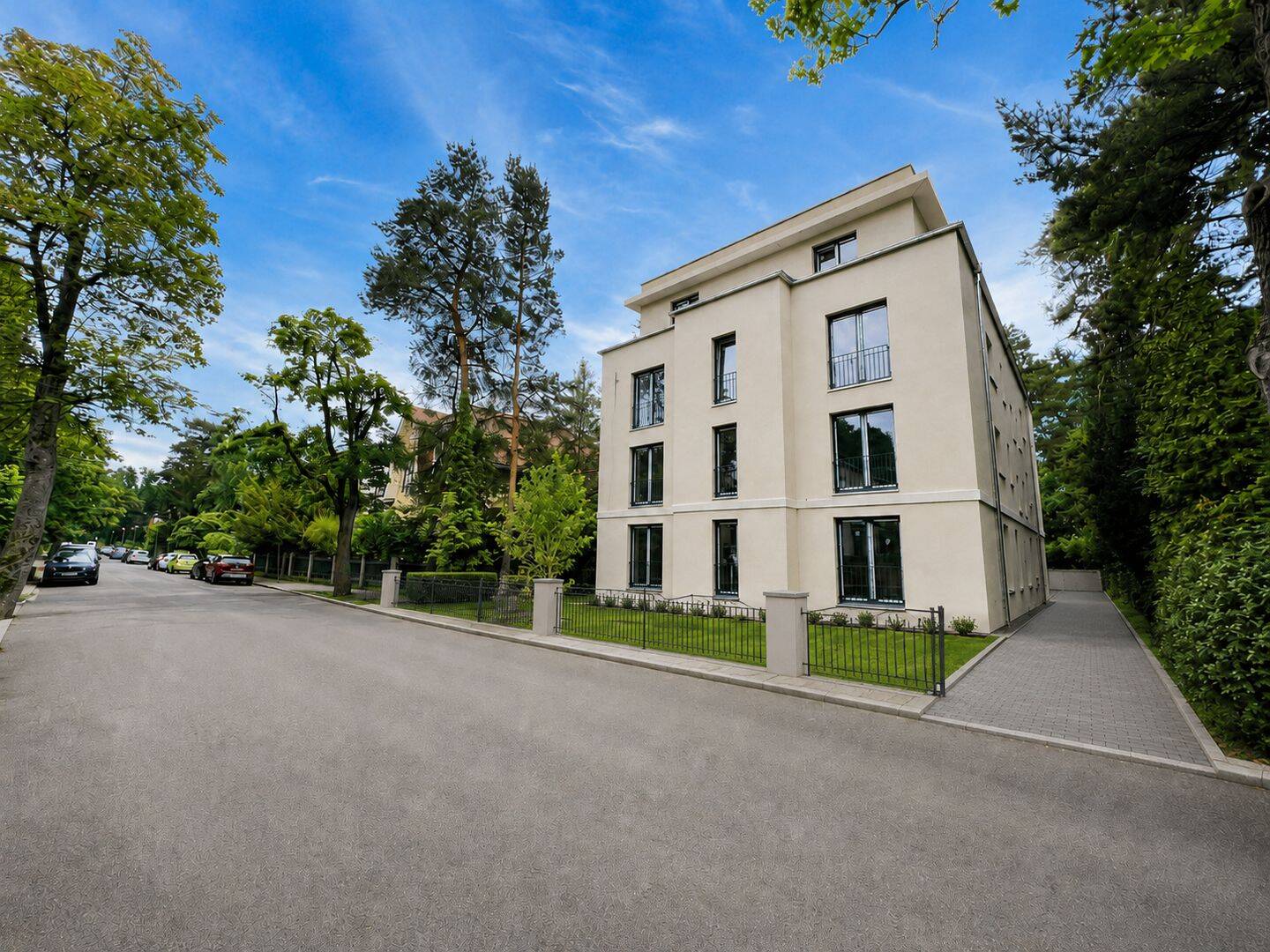 ERDGESCHOSS MIT TERRASSE, 1109 Dresden (Dresdener Heide Hellerau/Wilschdorf Hellerberge Industriegebiet Klotzsche Klotzsche)
