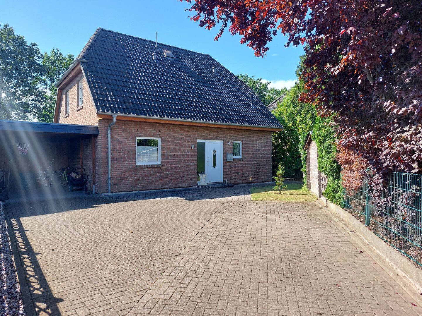 Privatverkauf: Lichtdurchflutetes Einfamilienhaus mit Südterrasse und großem Garten in familienfreundlicher Umgebung – provisionsfrei!, 21465 Reinbek