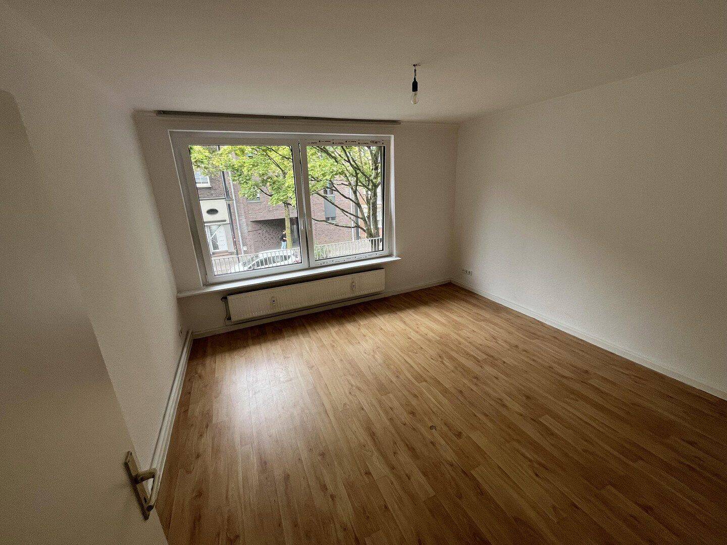 Renovierte 3 Zimmer Wohnung, 46236 Bottrop (Stadtmitte)