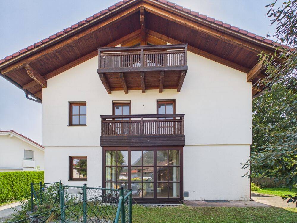 Tolle Lage und perfekte Aufteilung – Ideale Doppelhaushälfte, 83435 Bad Reichenhall