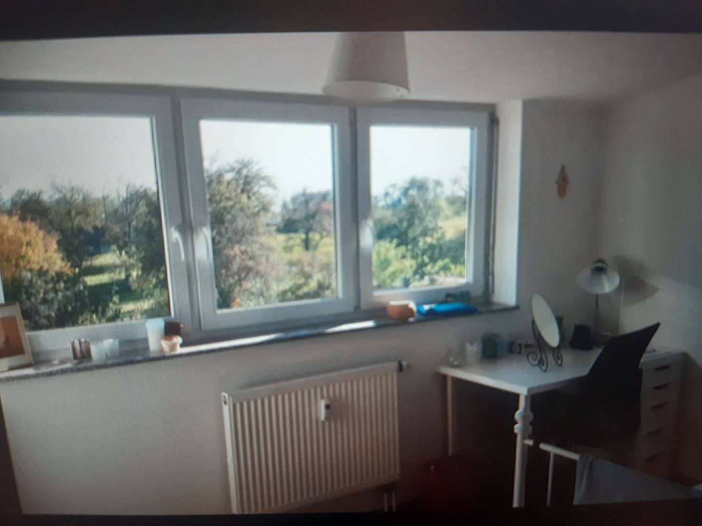 Neuwertige, helle und stilvolle 3,5-Raum-Wohnung mit Balkon und Einbauküche in Kusterdingen-Wankheim, 72127 Kusterdingen