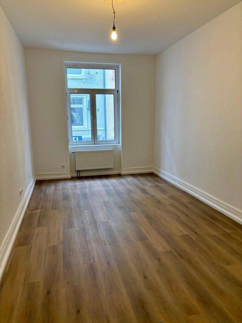 Renovierte 2-Zimmerwohnung in top Lage naher Berger Straße!, 60385 Frankfurt am Main (Bornheim Nordend-Ost Ostend)