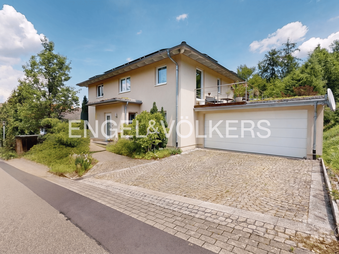 Exklusives & Energieeffizientes Einfamilienhaus mit privatem Pool, 77855 Achern