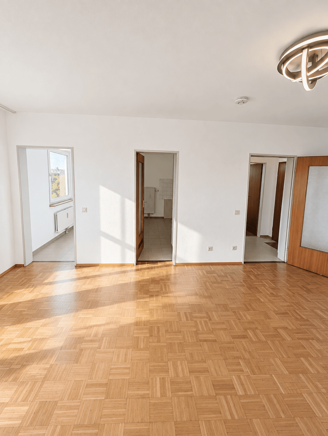 Bezugsfertige, energetisch modernisierte 2-Zimmer-Wohnung mit idealem Schnitt, Aufzug & TG, 50825 Köln (Ehrenfeld Bickendorf Neuehrenfeld Ossendorf)