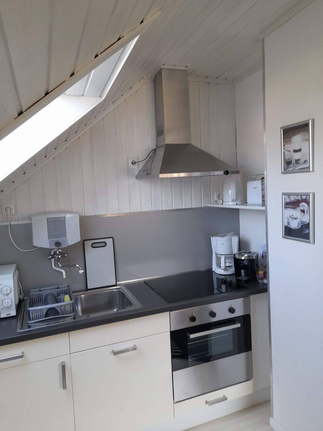 MÖBLIERTE WOHNUNG – IDEAL FÜR GESCHÄFTSLEUTE UND PENDLER, 25479 Ellerau
