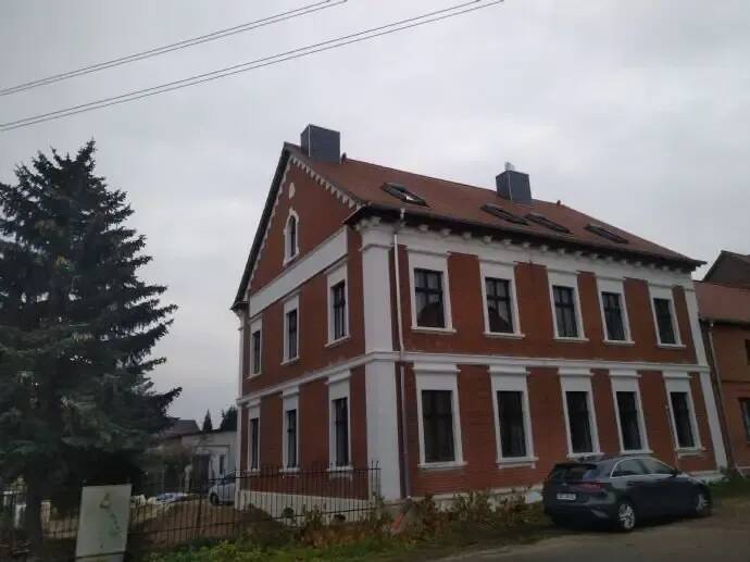 Mietwohnung, 5 Zimmer, 112 m², in Raguhn-Jeßnitz, 6779 Raguhn-Jeßnitz