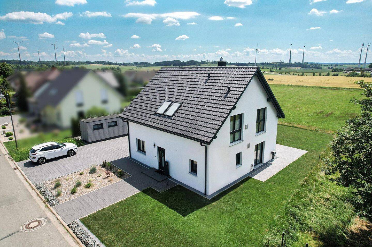 Freiraum, Panoramablick & top angebunden bei Hof: Neuwertiges Einfamilienhaus (2021, KFW-40, A+), 95185 Gattendorf