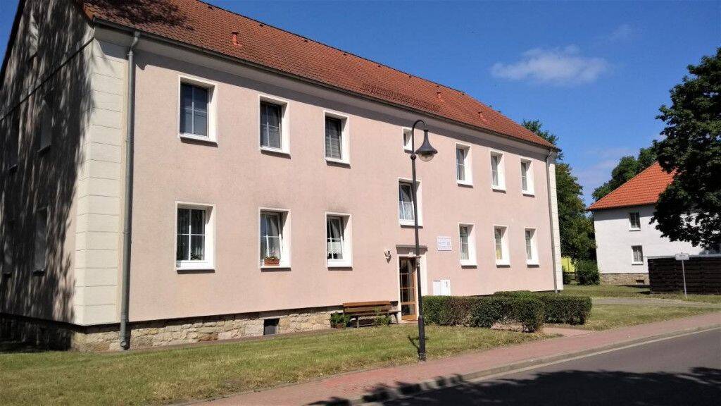 1-Raumwohnung im EG mit bodengleicher Dusche, 6242 Braunsbedra