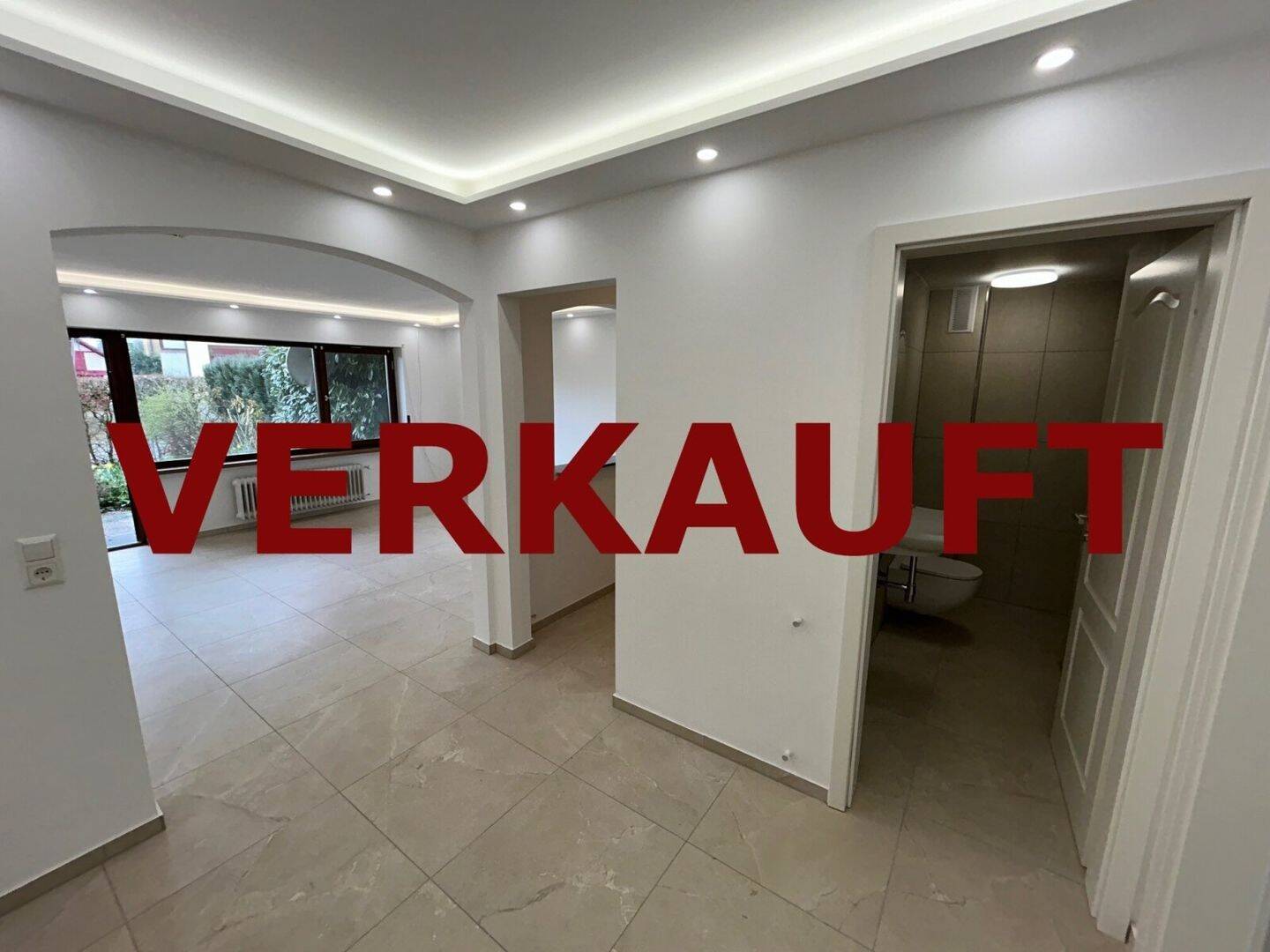 **VERKAUFT**2,5 Zimmer Terrassenwohnung**Frisch saniert**, 78266 Büsingen am Hochrhein