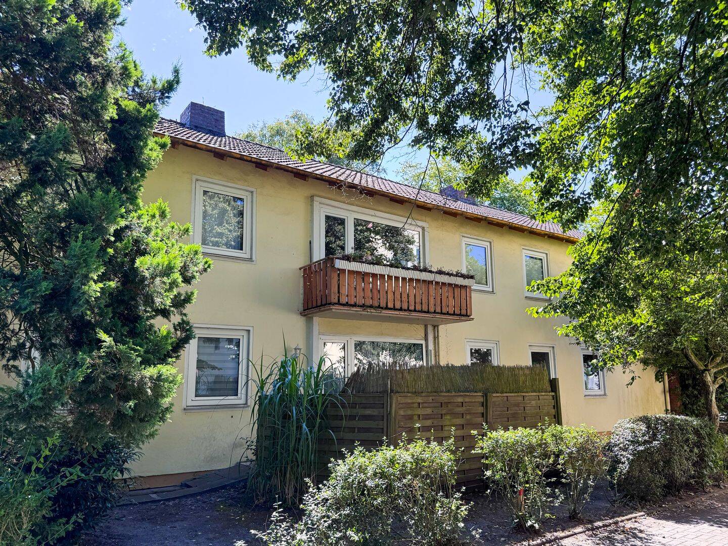 Vermietete 3-Zimmer-Wohnung mit 2 Balkonen in Oldenburg Osternburg zu verkaufen!, 26135 Oldenburg (Oldb) (Kreyenbrück Krusenbusch Neuenwege Osternburg Tweelbäke)