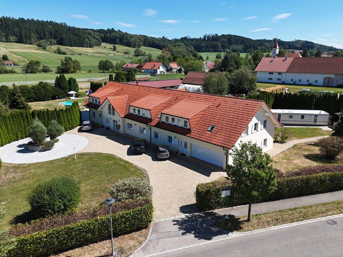 NEU: Exklusives Wohnhaus mit bis zu 627qm Wohnfläche im idyllischen Wolfertschwenden zu verkaufen!!!, 87787 Wolfertschwenden