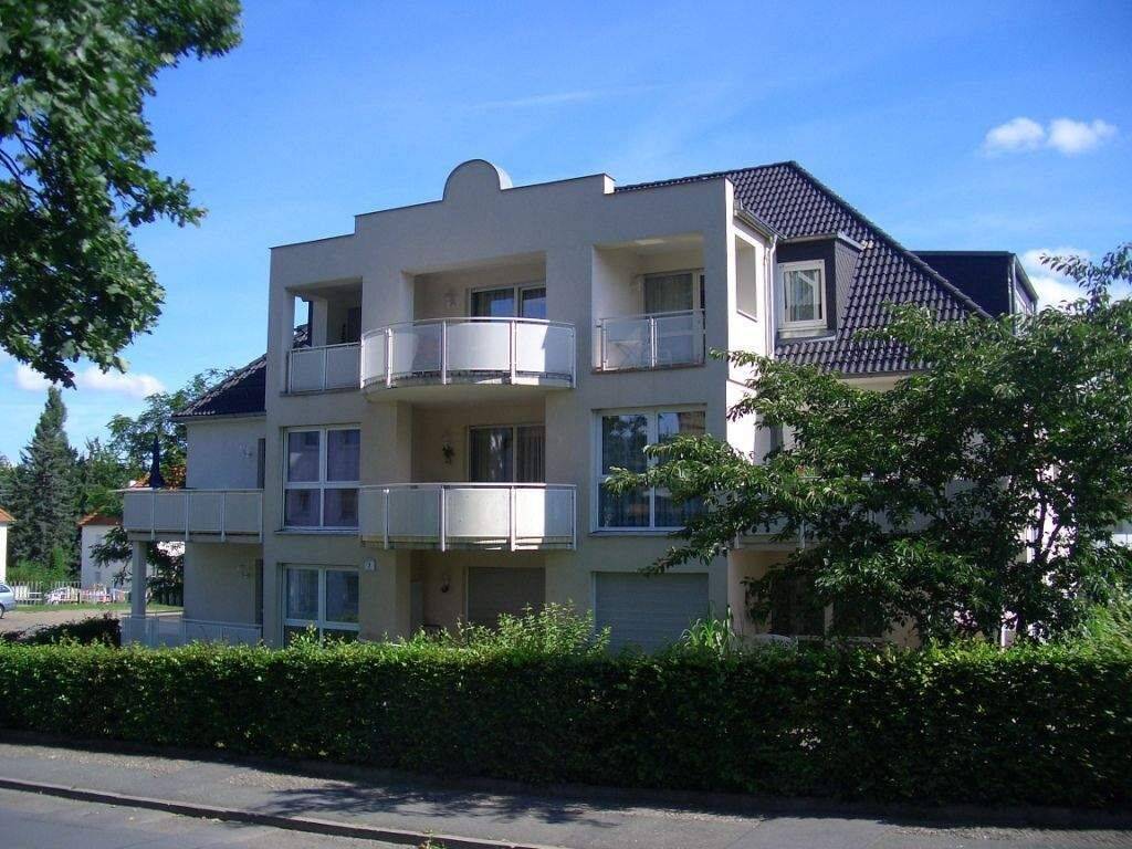 großzügig geschnittene 2-Raum-Wohnung mit Terrasse, 7381 Pößneck