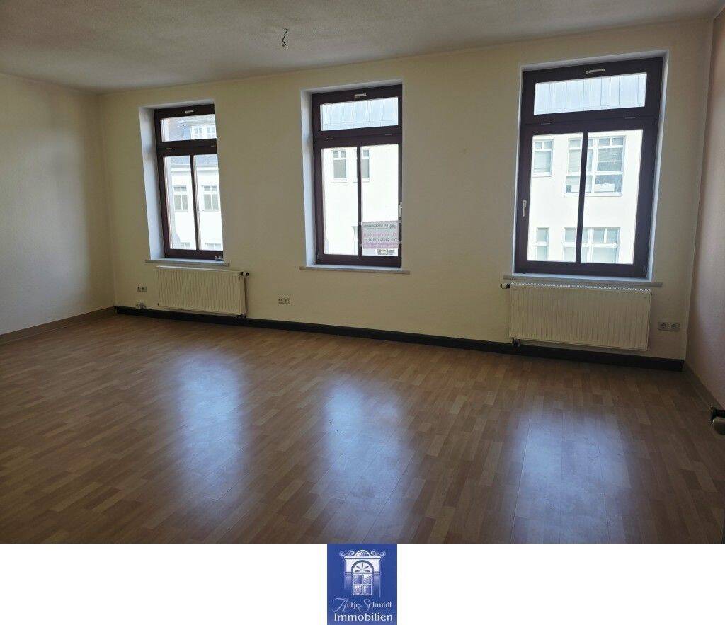 Hübsche Wohnung mit Tageslichtbad im Stadtzentrum mit Parkplatz, 4720 Döbeln