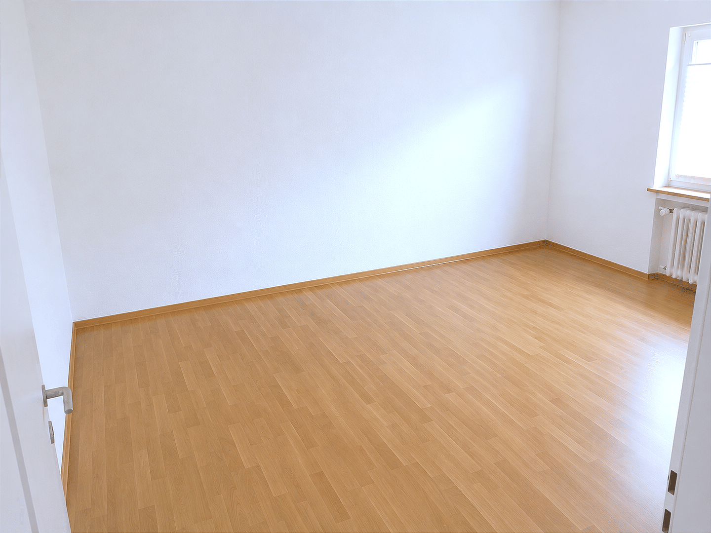 Wandrandlage – Schöne 2-Zimmerwohnung in Nürnberg-Fischbach, 90475 Nürnberg