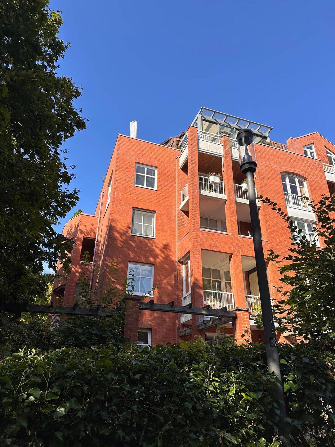Traumhafte 3 Zimmer Wohnung mit Balkon – beim AEZ – in HH-Wellingsbüttel zu vermieten !!!, 22391 Hamburg (Wandsbek)