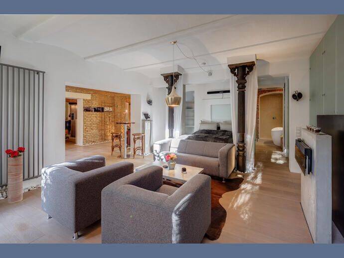 Möbliert: Extravagantes Designer Loft, 80335 München (Altstadt-Lehel Ludwigsvorstadt-Isarvorstadt Maxvorstadt Neuhausen-Nymphenburg Schwanthalerhöhe)