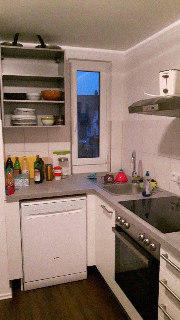 Möbliertes Zimmer in guter Lage von S-Wangen, 70327 Stuttgart