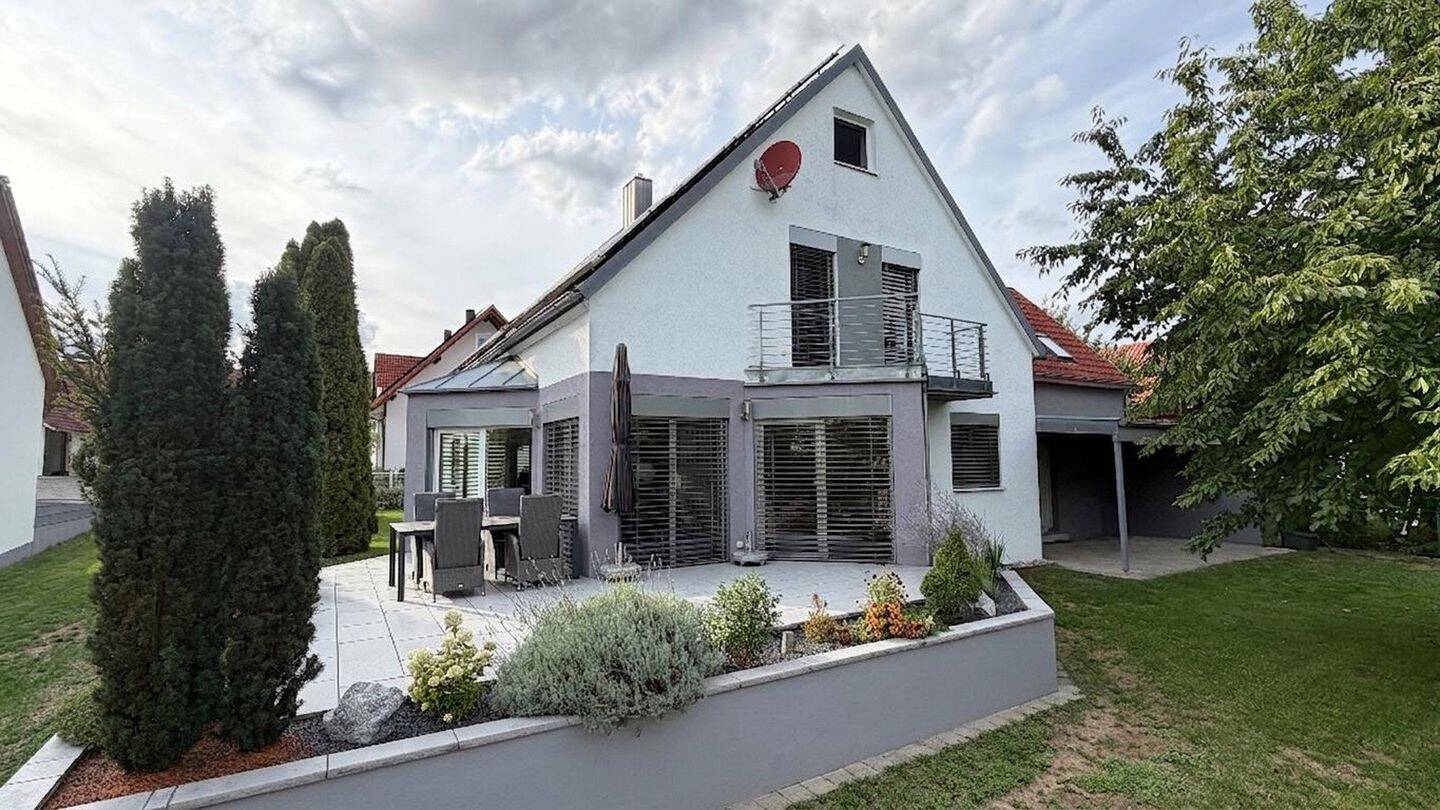 Außergewöhnliches Einfamilienhaus EFH – großzügig und zeitlos, 93333 Neustadt a.d. Donau