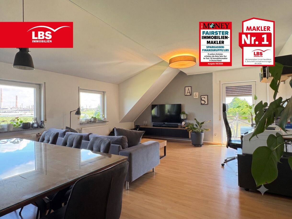 Helles Dachgeschoss-Kleinod mit Balkon & Klimaanlage in Wesseling, 50389 Wesseling