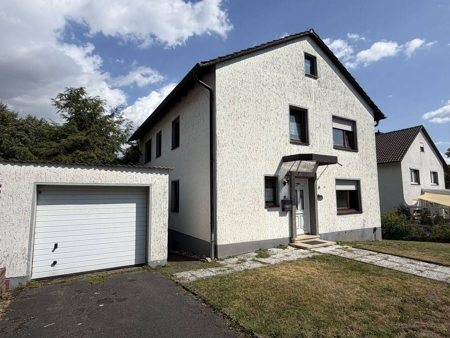 Einfamilienhaus in Warburg-Welda, 34414 Warburg