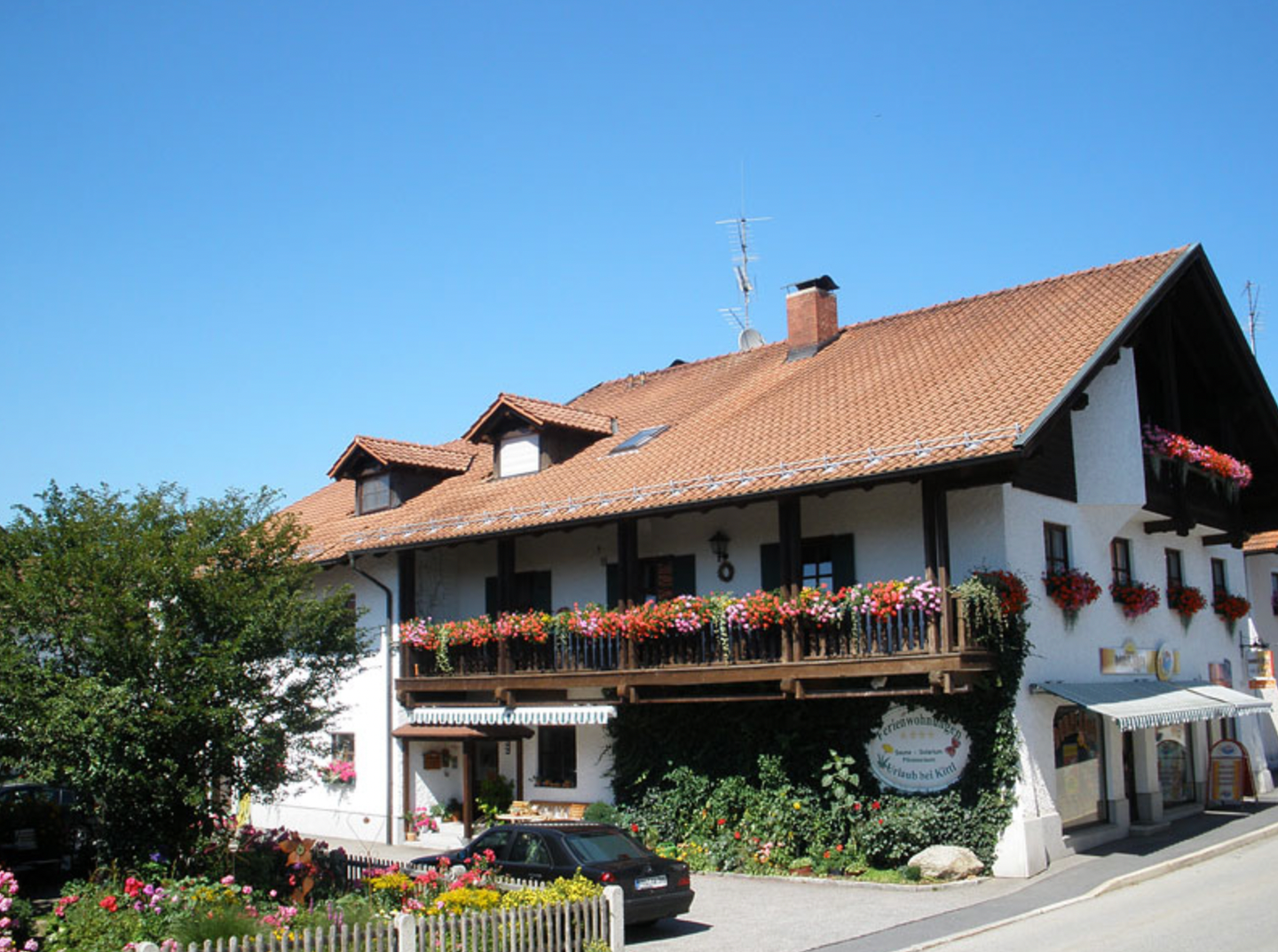 Dachterrrassenwohnung – charmant und hochwertig mit Blick ins Grüne, 94065 Waldkirchen
